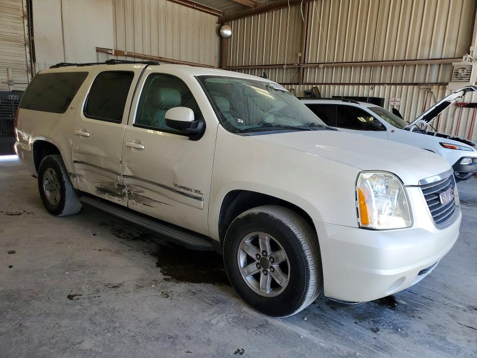 64367006 :رقم المزاد ، 1GKS1LE06CR101080 vin ، 2012 Gmc Yukon Xl مزاد بيع