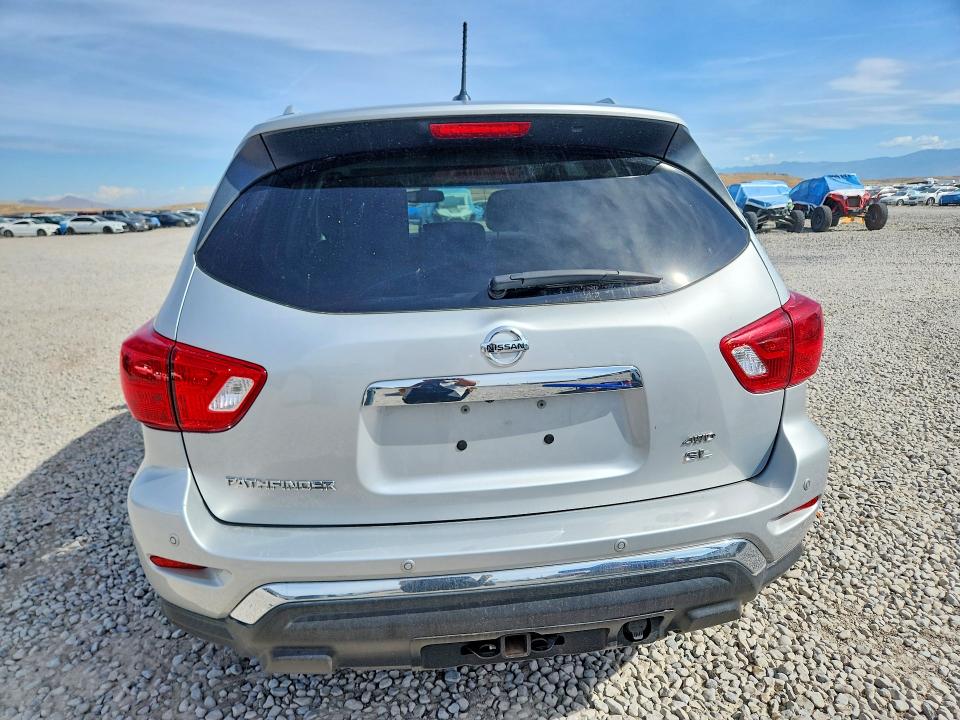 2017 Nissan Pathfinder მანქანა იყიდება აუქციონზე, vin: 5N1DR2MM9HC643470, აუქციონის ნომერი: 64840766
