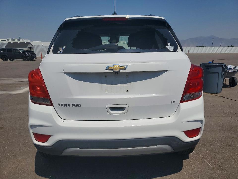 2018 Chevrolet Trax მანქანა იყიდება აუქციონზე, vin: 3GNCJPSB2JL171216, აუქციონის ნომერი: 63920146