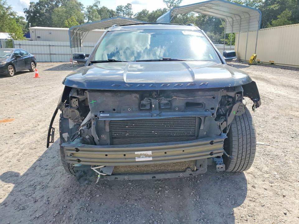 63193626 :رقم المزاد ، 1FM5K8GT3JGA28765 vin ، 2018 Ford Explorer مزاد بيع