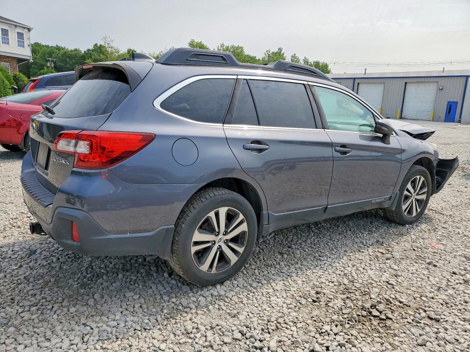 Продажа на аукционе авто 2018 Subaru Outback, vin: 4S4BSAKC2J3304720, номер лота: 63115706