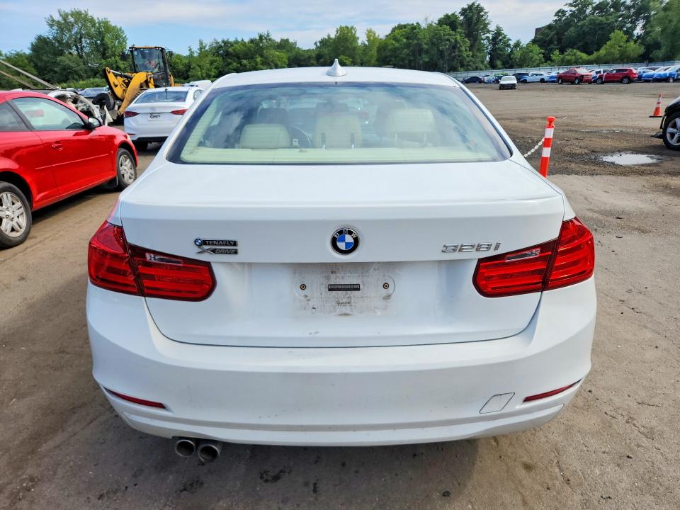 Продаж на аукціоні авто 2013 Bmw 328, vin: WBA3B5G51DNS02731, номер лоту: 63486776