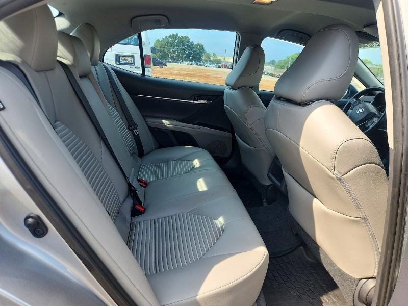 63290716 :رقم المزاد ، 4T1G11AK2LU892990 vin ، 2020 Toyota Camry مزاد بيع