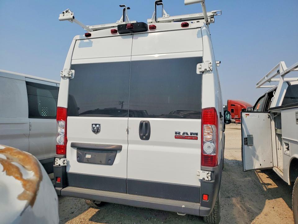 62821056 :رقم المزاد ، 3C6LRVCG9NE110415 vin ، 2022 Ram Promaster 2500 مزاد بيع