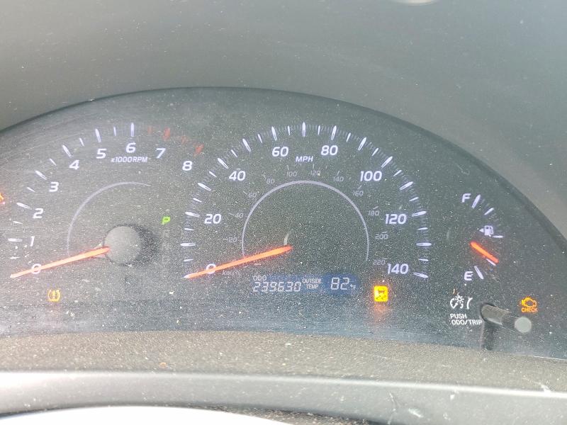 63667556 :رقم المزاد ، 4T1BF3EKXAU567132 vin ، 2010 Toyota Camry مزاد بيع