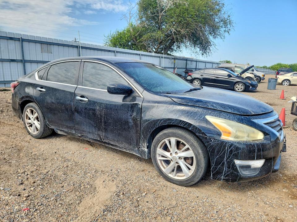 2013 Nissan Altima მანქანა იყიდება აუქციონზე, vin: 1N4AL3AP3DC102573, აუქციონის ნომერი: 65991946