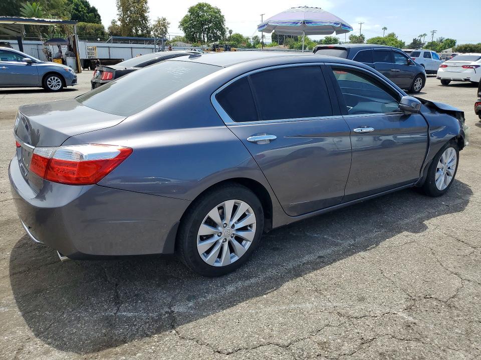 2015 Honda Accord მანქანა იყიდება აუქციონზე, vin: 1HGCR3F88FA010264, აუქციონის ნომერი: 65213466