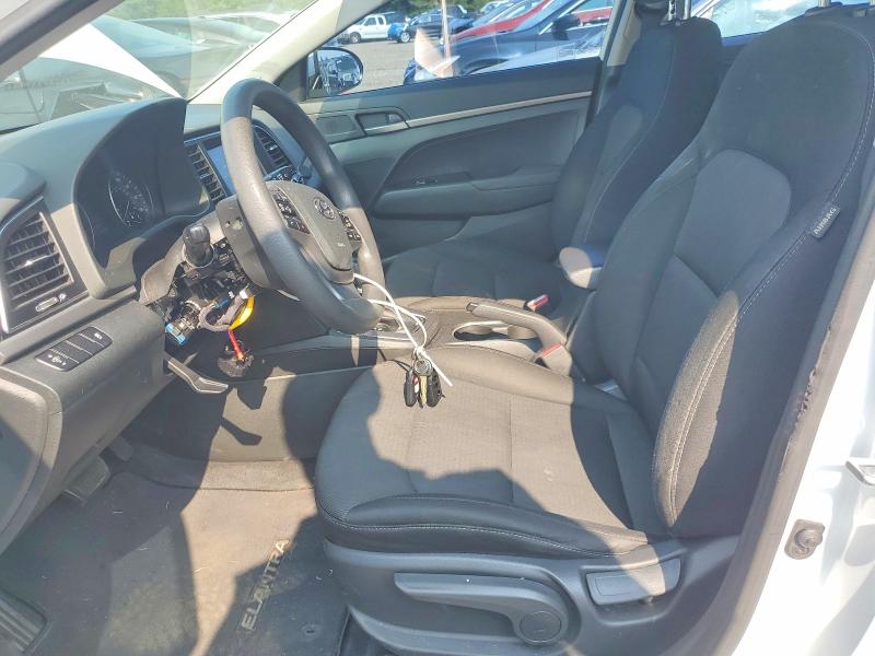 65134266 :رقم المزاد ، 5NPD74LF1JH402117 vin ، 2018 Hyundai Elantra مزاد بيع