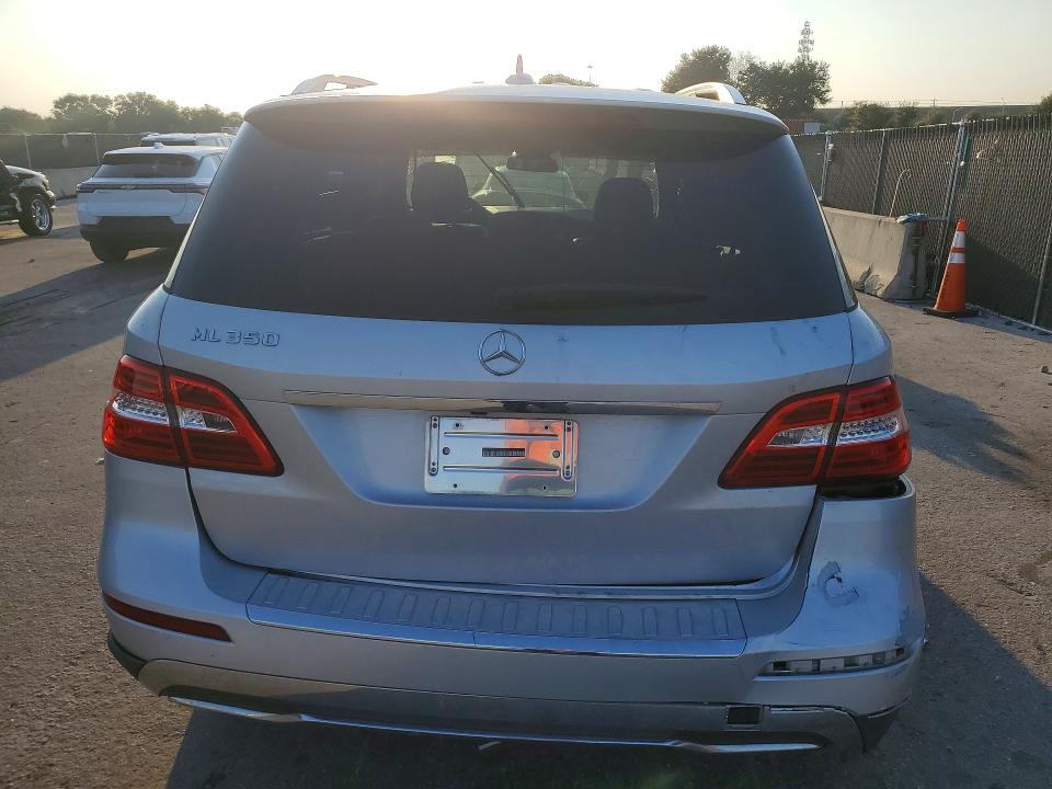 64516056 :رقم المزاد ، 4JGDA5JB2FA464000 vin ، 2015 Mercedes-benz Ml مزاد بيع