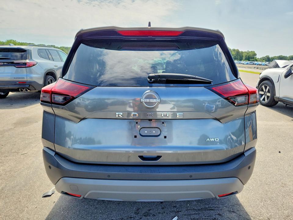 63950726 :رقم المزاد ، 5N1BT3AB5PC851782 vin ، 2023 Nissan Rogue مزاد بيع