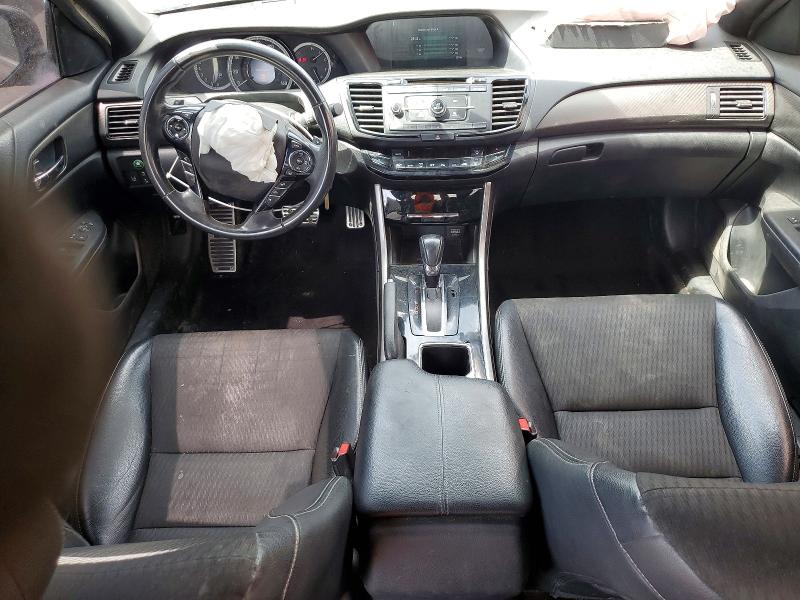 67133916 :رقم المزاد ، 1HGCR2F61HA023031 vin ، 2017 Honda Accord مزاد بيع