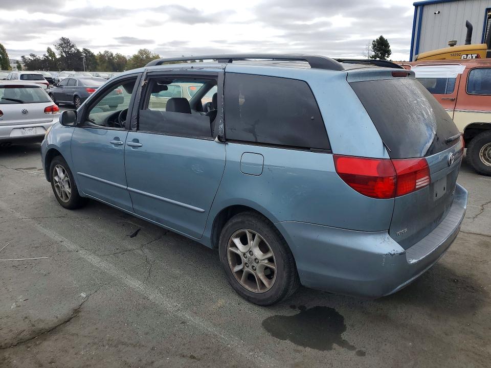 2004 Toyota Sienna მანქანა იყიდება აუქციონზე, vin: 5TDZA22C44S177693, აუქციონის ნომერი: 65038756