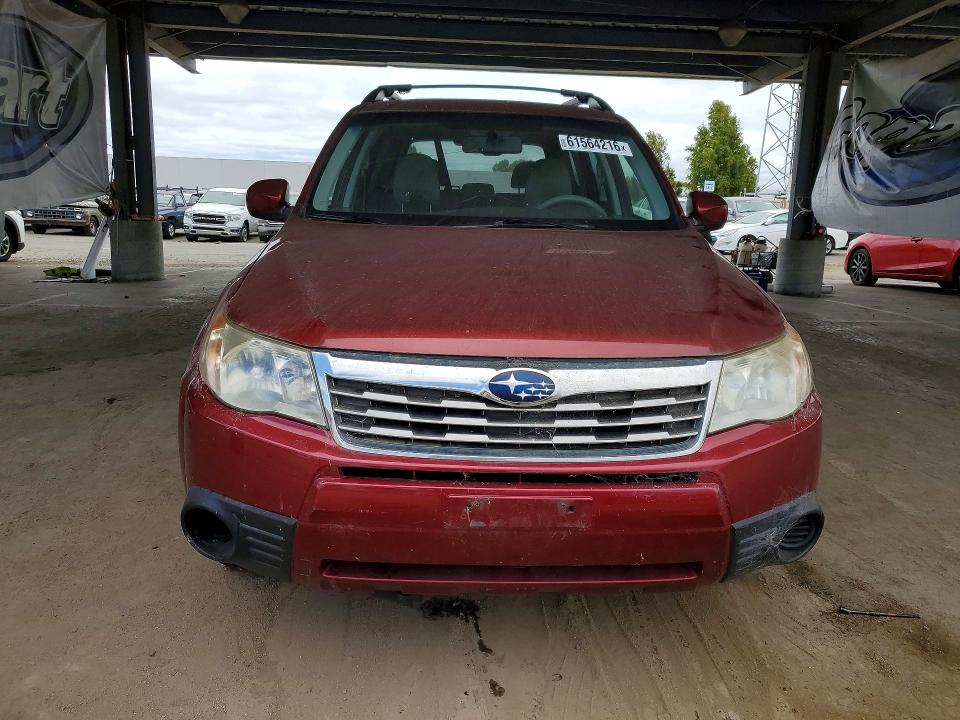 61564216 :رقم المزاد ، JF2SH6CC7AH786409 vin ، 2010 Subaru Forester مزاد بيع