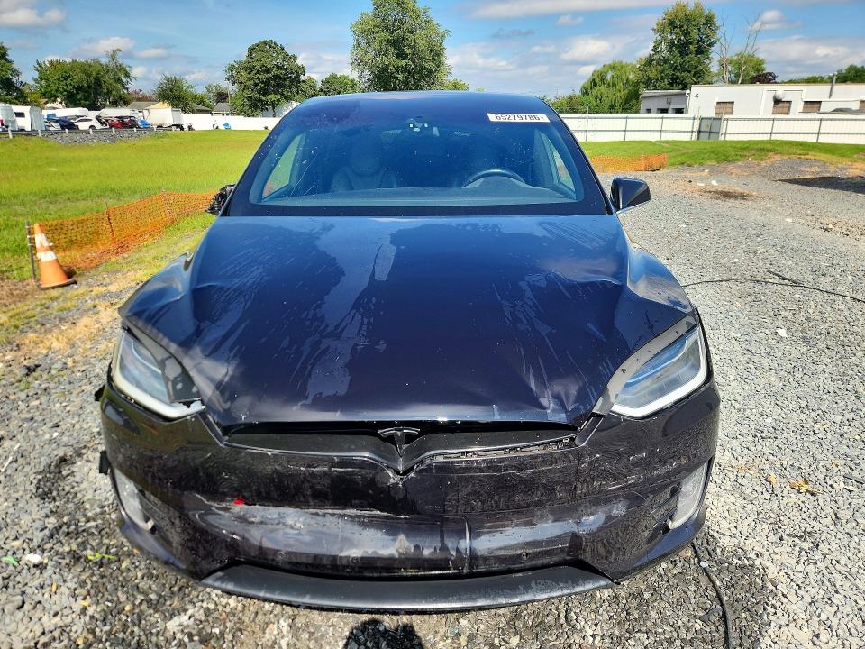 2016 Tesla Model X მანქანა იყიდება აუქციონზე, vin: 5YJXCBE20GF003553, აუქციონის ნომერი: 65279786