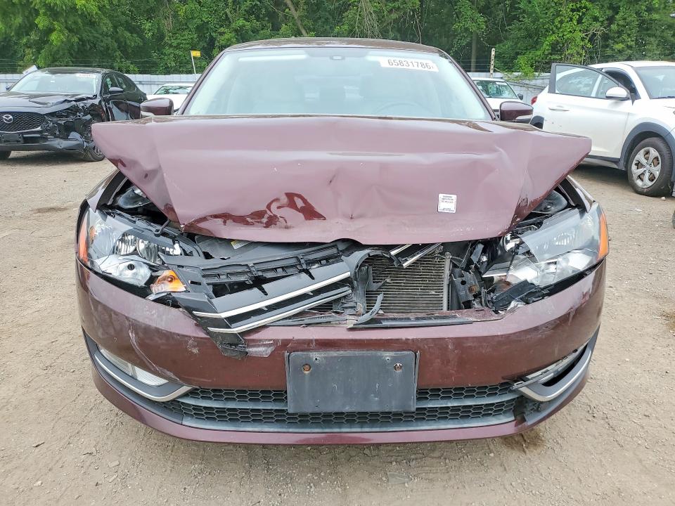 65831786 :رقم المزاد ، 1VWBN7A31EC096204 vin ، 2014 Volkswagen Passat مزاد بيع