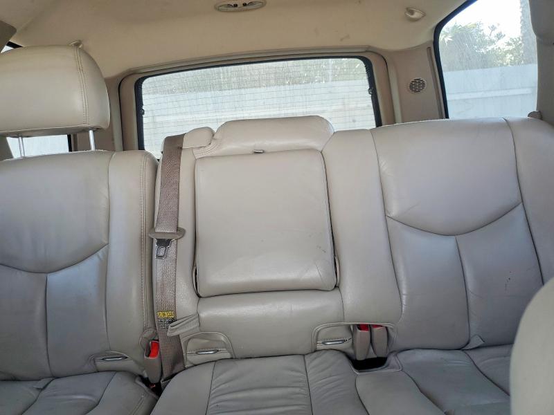 2004 Chevrolet Tahoe მანქანა იყიდება აუქციონზე, vin: 1GNEK13Z74J261584, აუქციონის ნომერი: 66476596