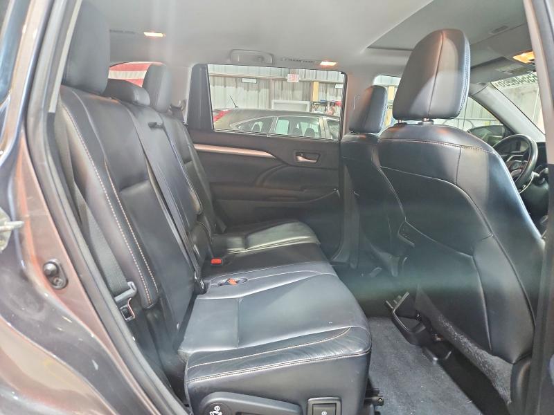 65546286 :رقم المزاد ، 5TDKKRFH1FS063022 vin ، 2015 Toyota Highlander مزاد بيع