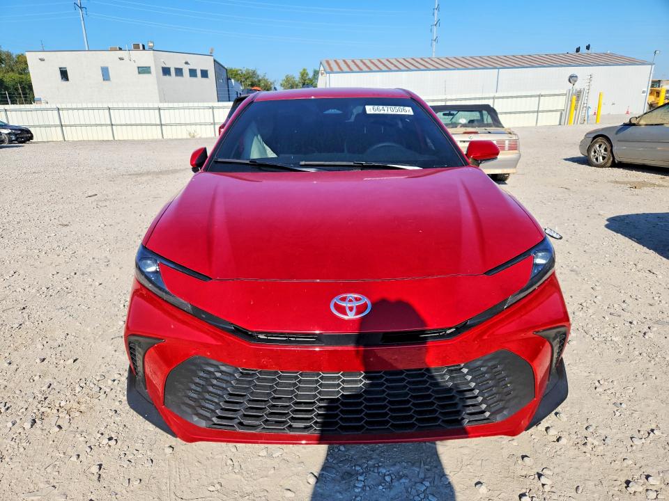2026 Toyota Camry მანქანა იყიდება აუქციონზე, vin: 4T1DBADK0TU065372, აუქციონის ნომერი: 66470506