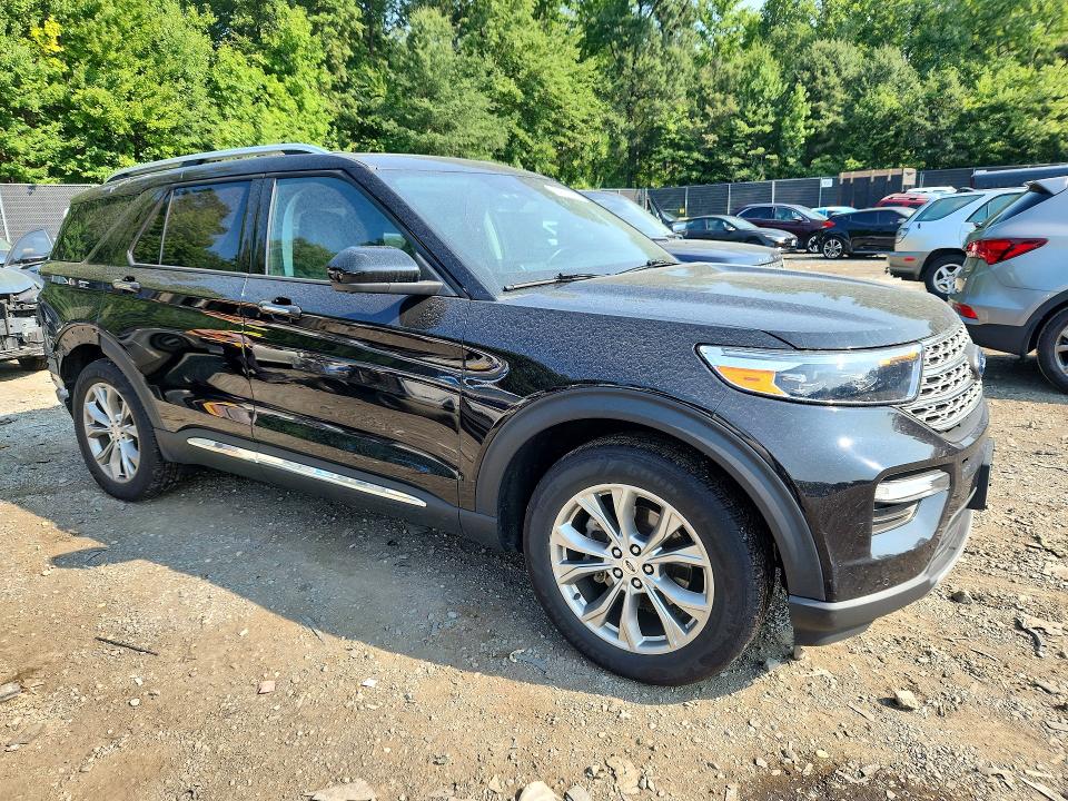 64338036 :رقم المزاد ، 1FMSK8FH8NGA21350 vin ، 2022 Ford Explorer مزاد بيع