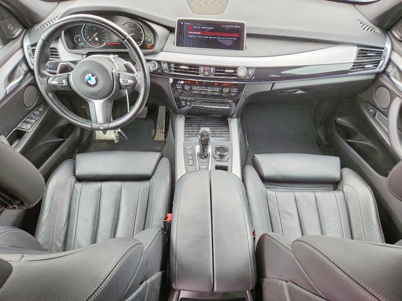 63670506 :رقم المزاد ، 5UXKR0C51J0X93878 vin ، 2018 Bmw X5 مزاد بيع