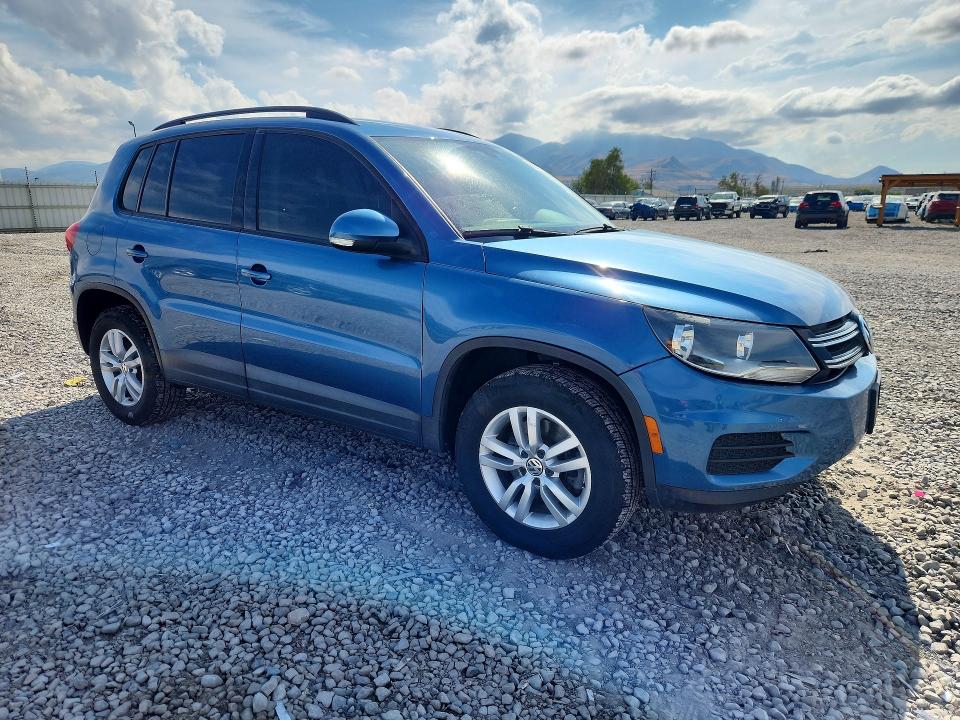 Aukcja sprzedaży 2017 Volkswagen Tiguan, vin: WVGBV7AX0HW500940, numer aukcji: 64225366