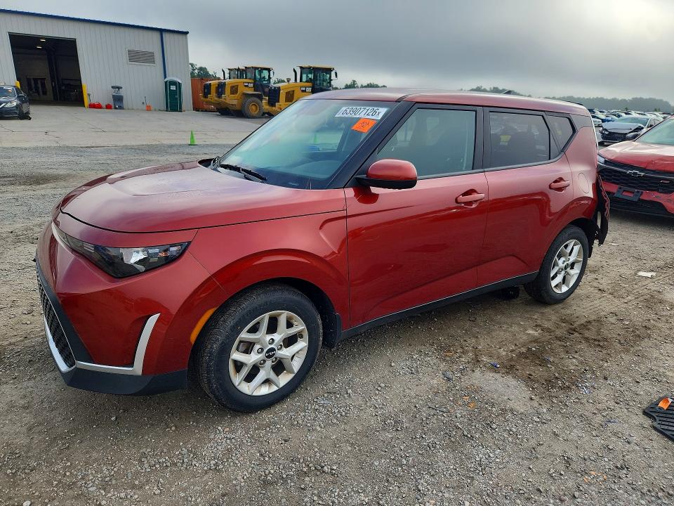 63907126 :رقم المزاد ، KNDJ23AU2P7874918 vin ، 2023 Kia Soul مزاد بيع