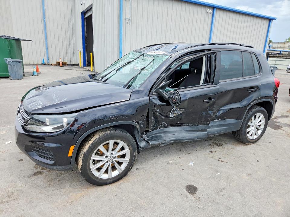65548656 :رقم المزاد ، WVGAV7AX4JK002359 vin ، 2018 Volkswagen Tiguan Limited مزاد بيع