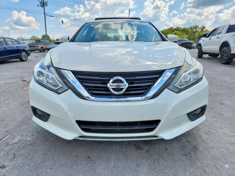 Продажа на аукционе авто 2017 Nissan Altima, vin: 1N4AL3AP9HC222352, номер лота: 66319376