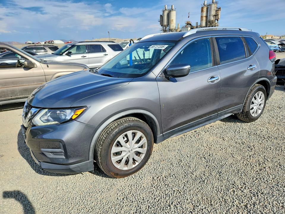 Auction sale of the 2017 Nissan Rogue, vin: JN8AT2MTXHW132370, lot number: 66737336