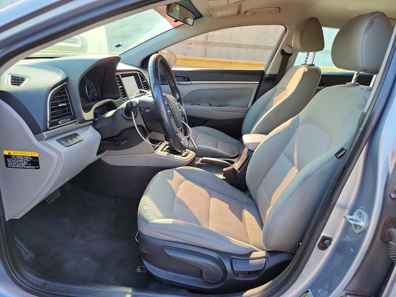 2017 Hyundai Elantra მანქანა იყიდება აუქციონზე, vin: 5NPD84LF2HH075735, აუქციონის ნომერი: 64629816
