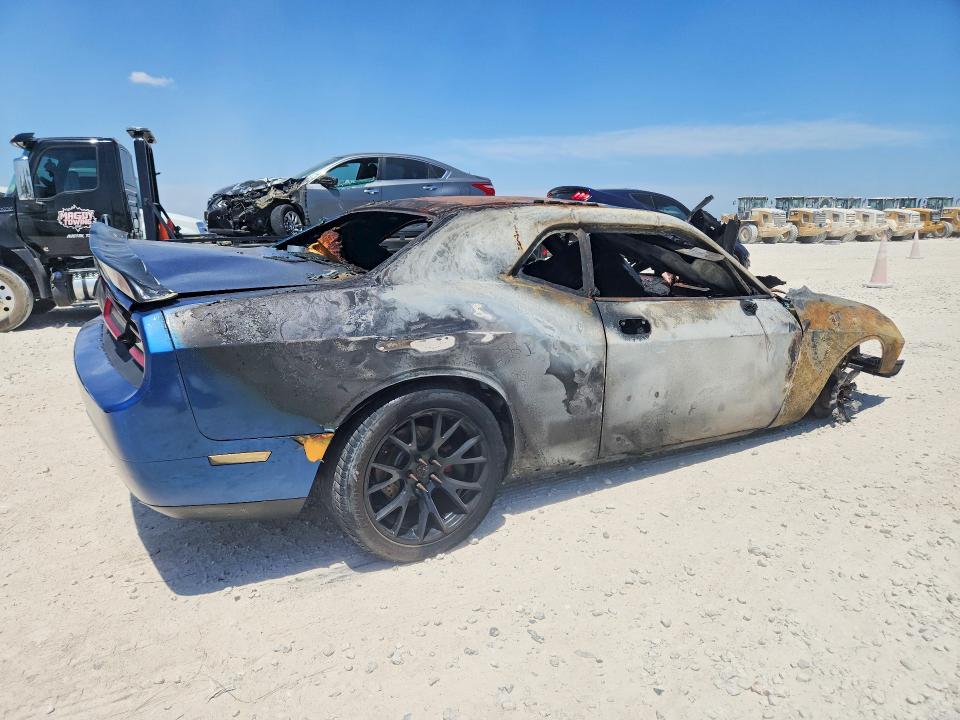 66210616 :رقم المزاد ، 2B3LJ54T99H640570 vin ، 2009 Dodge Challenger مزاد بيع