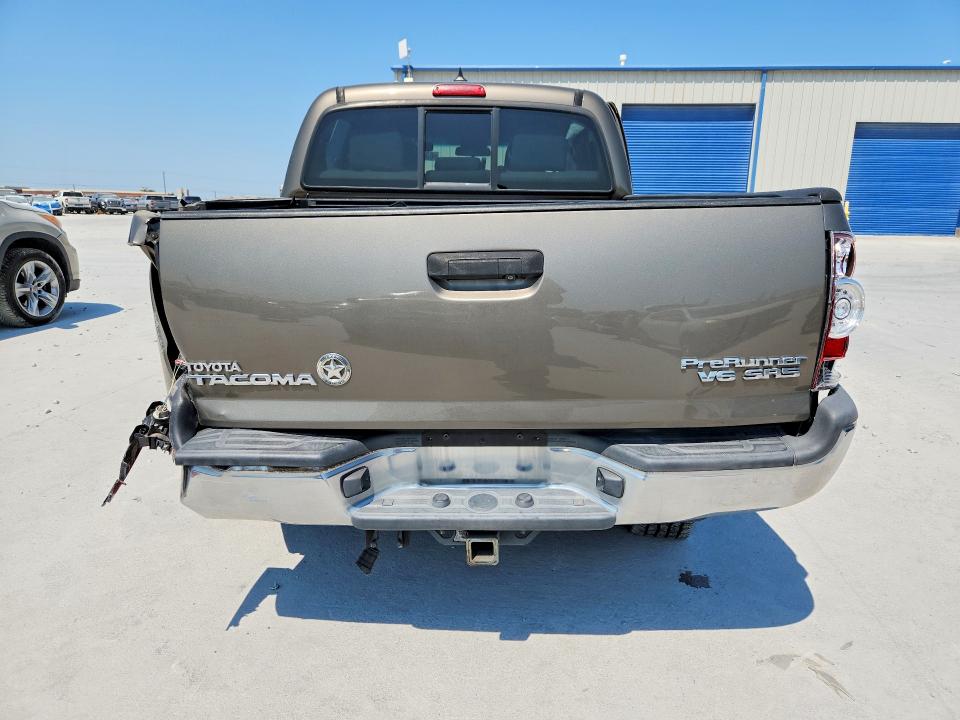 2015 Toyota Tacoma მანქანა იყიდება აუქციონზე, vin: 5TFJU4GN3FX076121, აუქციონის ნომერი: 63470026