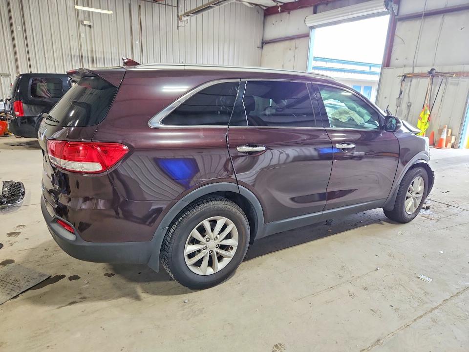 2017 Kia Sorento მანქანა იყიდება აუქციონზე, vin: 5XYPG4A33HG303578, აუქციონის ნომერი: 66353336