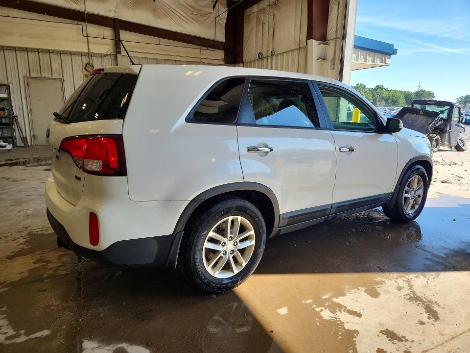 66383076 :رقم المزاد ، 5XYKT3A62FG562652 vin ، 2015 Kia Sorento مزاد بيع