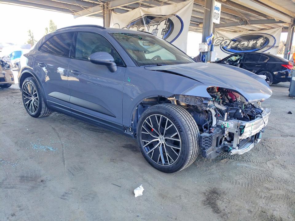 2025 Porsche Macan მანქანა იყიდება აუქციონზე, vin: WP1AB2XA7SL154081, აუქციონის ნომერი: 65932156