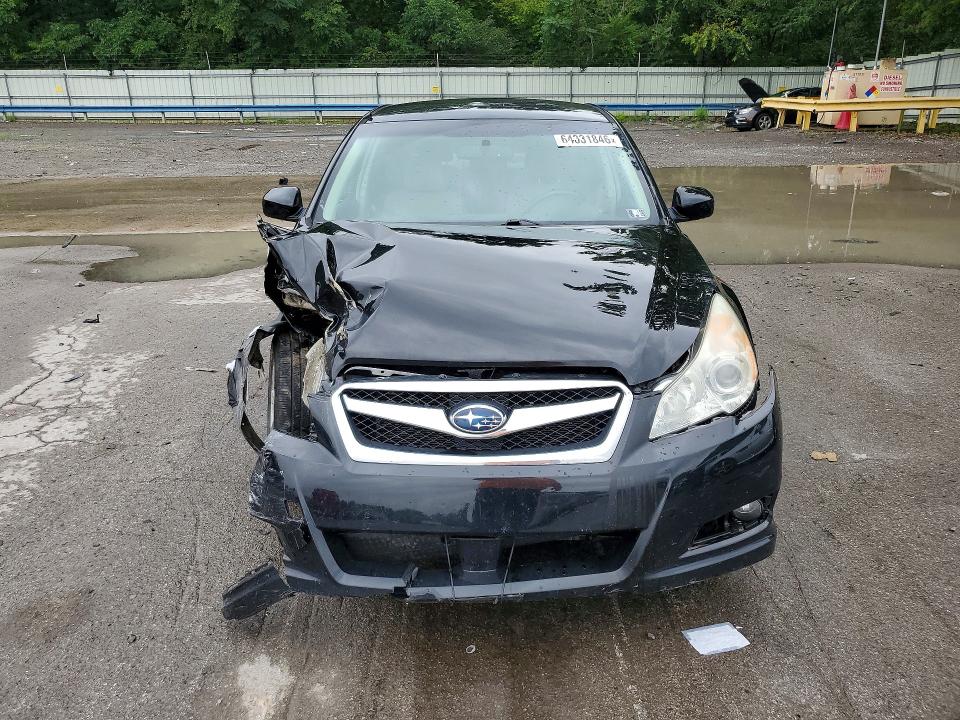 64331846 :رقم المزاد ، 4S3BMBF66B3216697 vin ، 2011 Subaru Legacy مزاد بيع