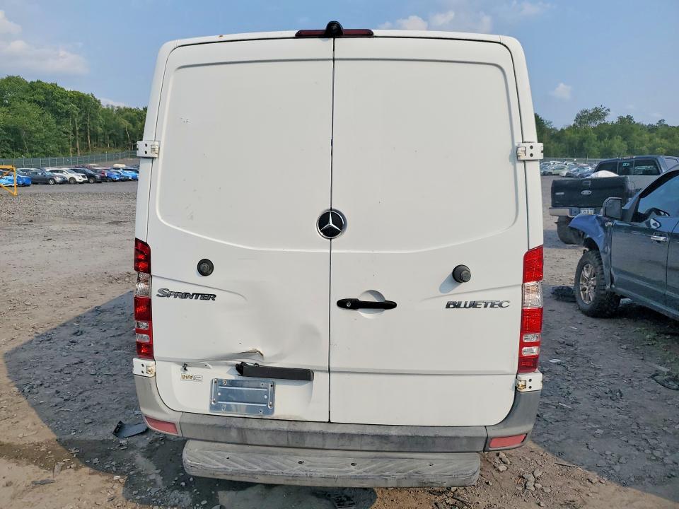 2011 Mercedes-benz Sprinter მანქანა იყიდება აუქციონზე, vin: WD3PE7CCXB5608400, აუქციონის ნომერი: 63819386