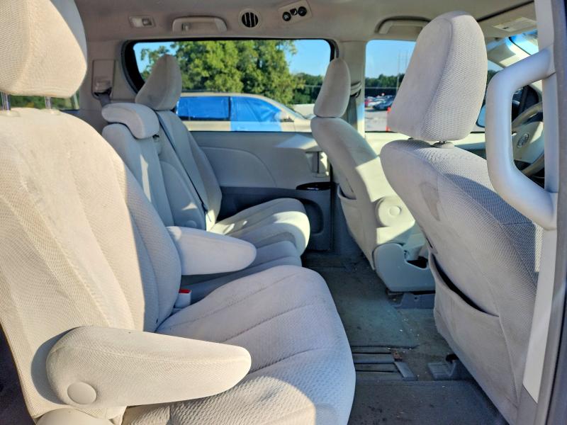 65861506 :رقم المزاد ، 5TDKA3DC0CS013991 vin ، 2012 Toyota Sienna مزاد بيع