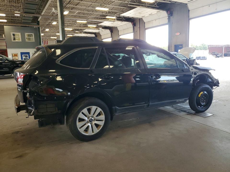 66320826 :رقم المزاد ، 4S4BSADC4H3366921 vin ، 2017 Subaru Outback مزاد بيع