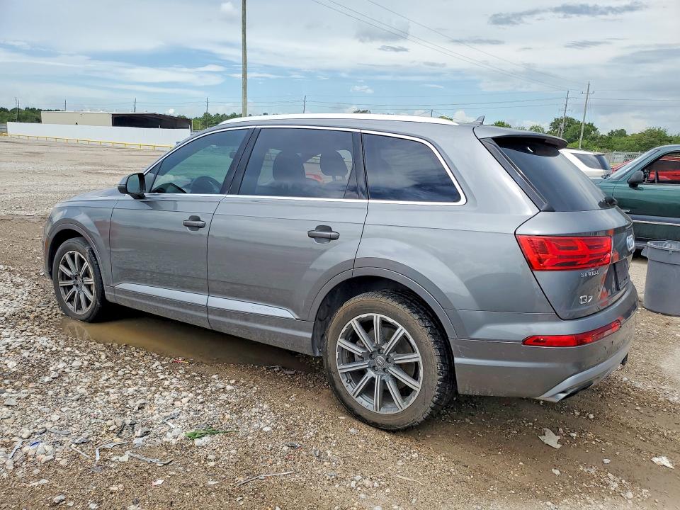 Aukcja sprzedaży 2017 Audi Q7, vin: WA1LAAF75HD000370, numer aukcji: 64502176
