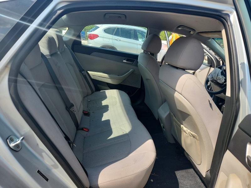 64412106 :رقم المزاد ، 5NPE24AF4JH599239 vin ، 2018 Hyundai Sonata مزاد بيع