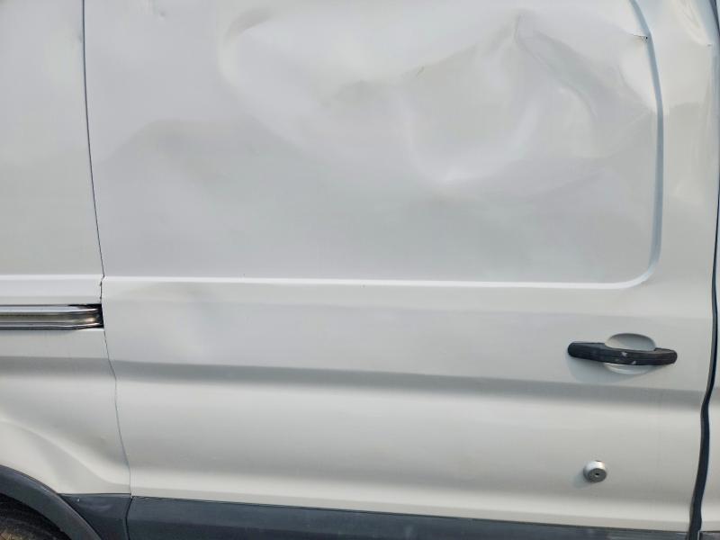 2015 Ford Transit მანქანა იყიდება აუქციონზე, vin: 1FTNR1CM3FKA61369, აუქციონის ნომერი: 64823006