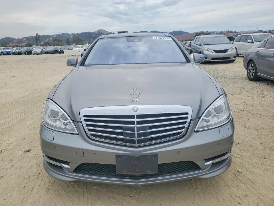 Продажа на аукционе авто 2012 Mercedes-benz S, vin: WDDNG7DB1CA423521, номер лота: 67027136