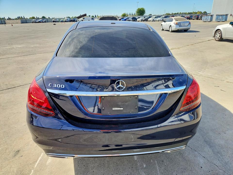 65242886 :رقم المزاد ، W1KWF8DB3LR566310 vin ، 2020 Mercedes-benz C مزاد بيع