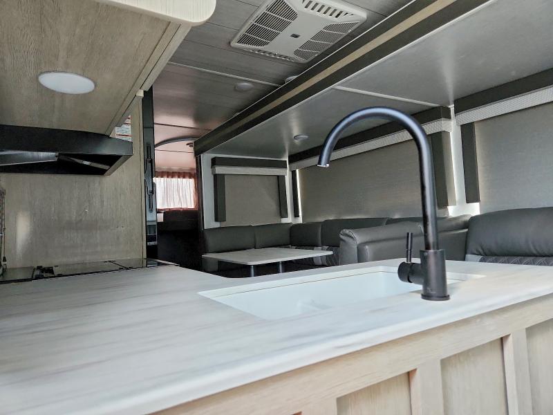 2023 Wildwood 263bhxl მანქანა იყიდება აუქციონზე, vin: 4X4TWDB28P7375356, აუქციონის ნომერი: 65671126