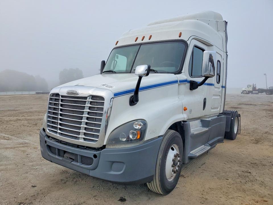 Продаж на аукціоні авто 2016 Freightliner Cascadia 125, vin: 1FUBGLDVXGLHB4181, номер лоту: 66740306