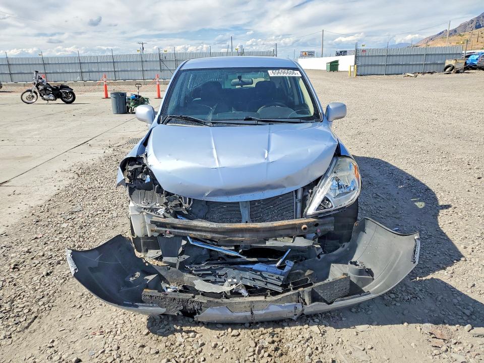 2010 Nissan Versa მანქანა იყიდება აუქციონზე, vin: 3N1BC1CP6AL422425, აუქციონის ნომერი: 65696606