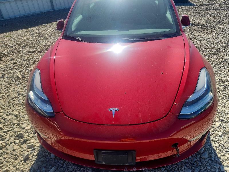 65759626 :رقم المزاد ، 5YJ3E1EB4JF093431 vin ، 2018 Tesla Model 3 مزاد بيع