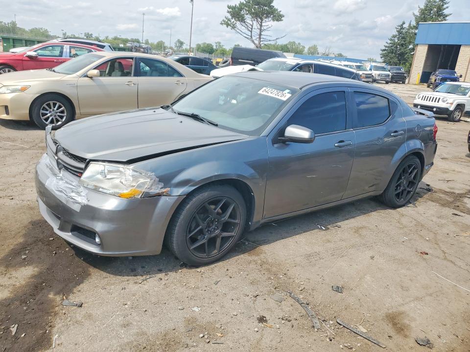 64247826 :رقم المزاد ، 1C3CDZCB9DN682649 vin ، 2013 Dodge Avenger مزاد بيع