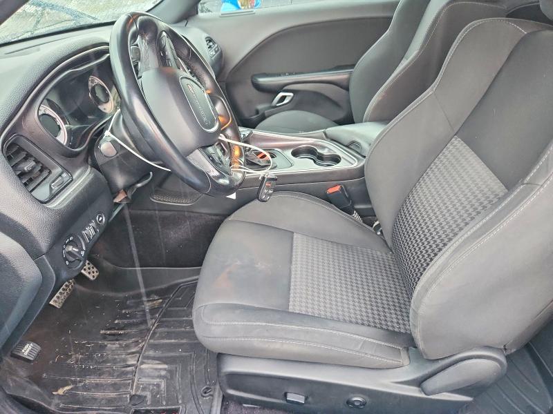 63936926 :رقم المزاد ، 2C3CDZBT1JH328025 vin ، 2018 Dodge Challenger مزاد بيع